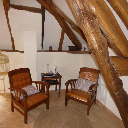 Bed and Breakfast Britavit Saint-Avit-Senieur Екстер'єр фото
