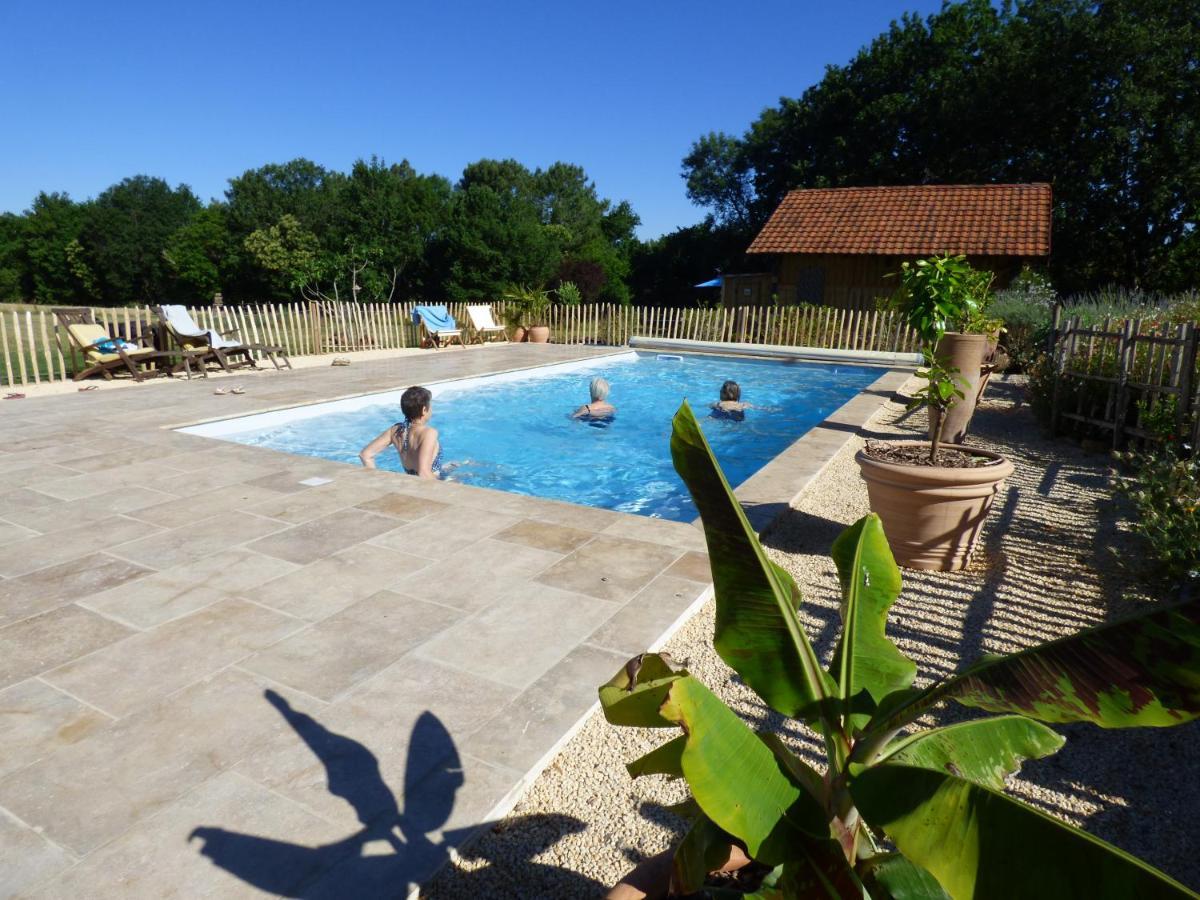 Bed and Breakfast Britavit Saint-Avit-Senieur Екстер'єр фото