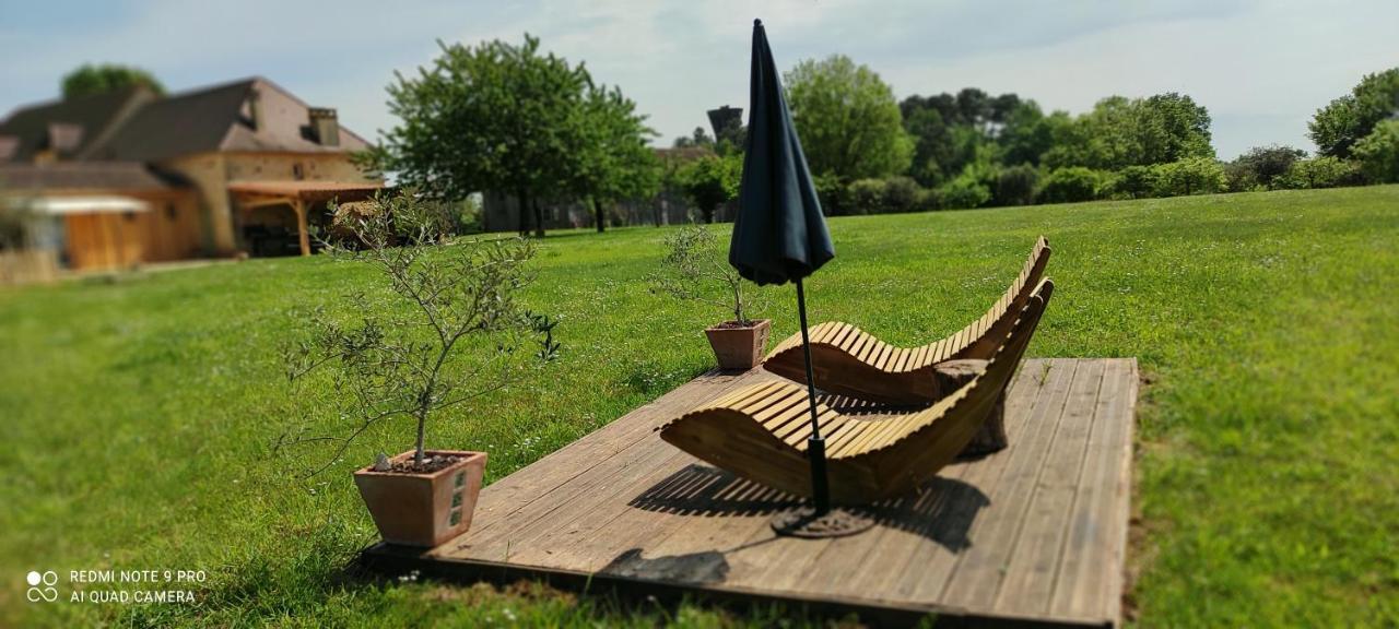 Bed and Breakfast Britavit Saint-Avit-Senieur Екстер'єр фото