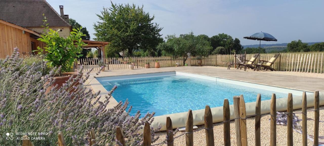 Bed and Breakfast Britavit Saint-Avit-Senieur Екстер'єр фото