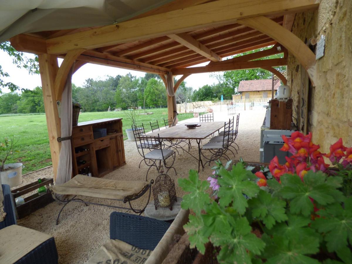 Bed and Breakfast Britavit Saint-Avit-Senieur Екстер'єр фото